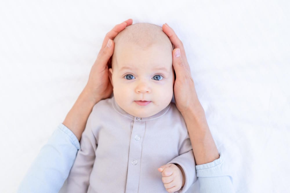 Caput Succedaneum vs Cephalohematoma Birth Injuries: Caput Succedaneum and Cephalohematoma