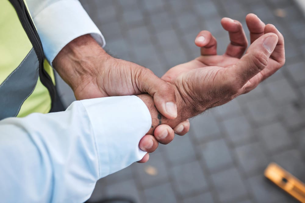 Do You Get Full Pay if You’re Injured at Work? Do You Get Full Pay if You’re Injured at Work?