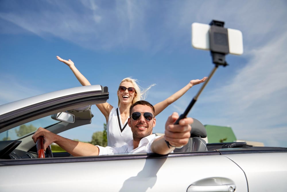 Chicago Victim of Selfies While Driving Attorneys