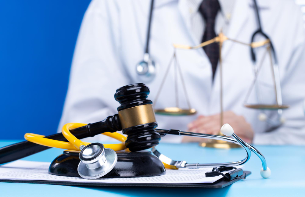 How Much Do Medical Malpractice Lawyers Make?