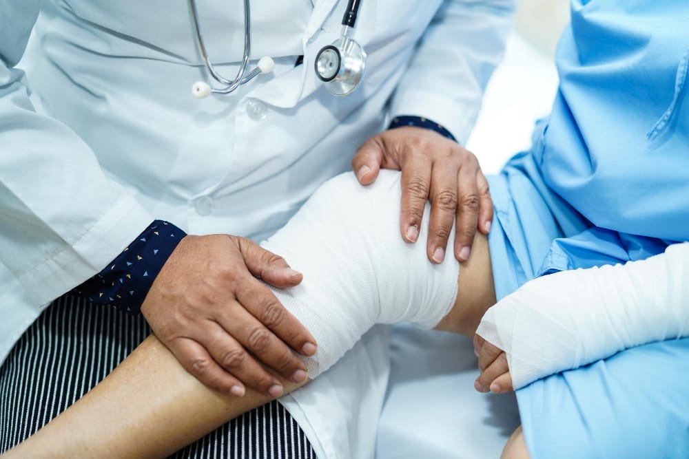 What Type of Lawyer Handles Medical Malpractice Injuries