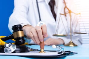 Best Strategies for Choosing a Medical Malpractice Attorney in Chicago (2026 Guide)