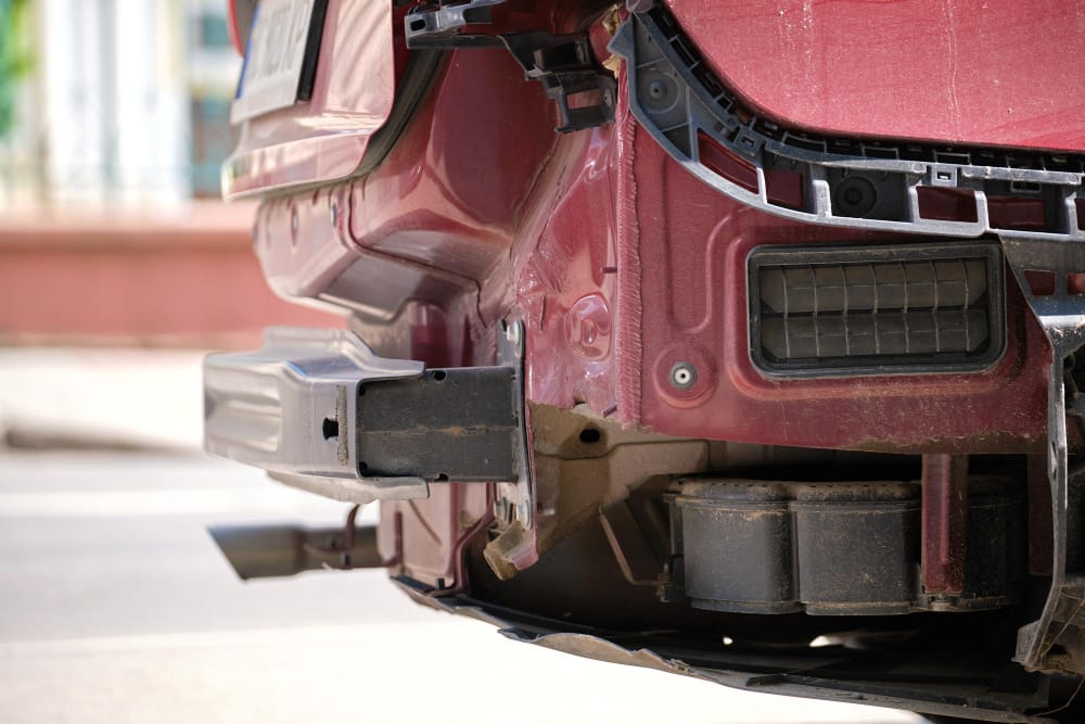 Can You Sue for Injuries After a Jackknife Truck Accident?